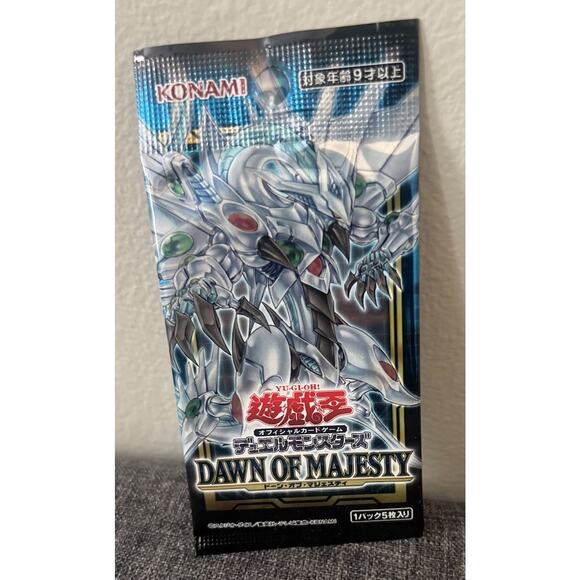 Yu-Gi-Oh TCG - Dawn of Majesty Japanese Version Booster Pack Brand New US Seller - Picture 2 of 2
